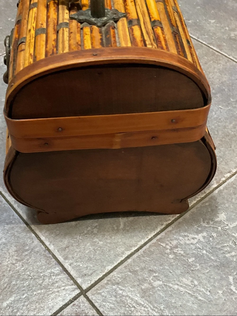 N/A charming brown